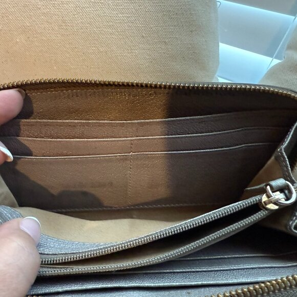 JIMMO CHOO Full Zip Long Wallet - Grey with Silver Stars - Picture 11 of 16